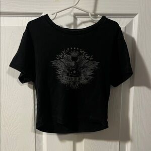 Black Seattle, WA Crop Tshirt